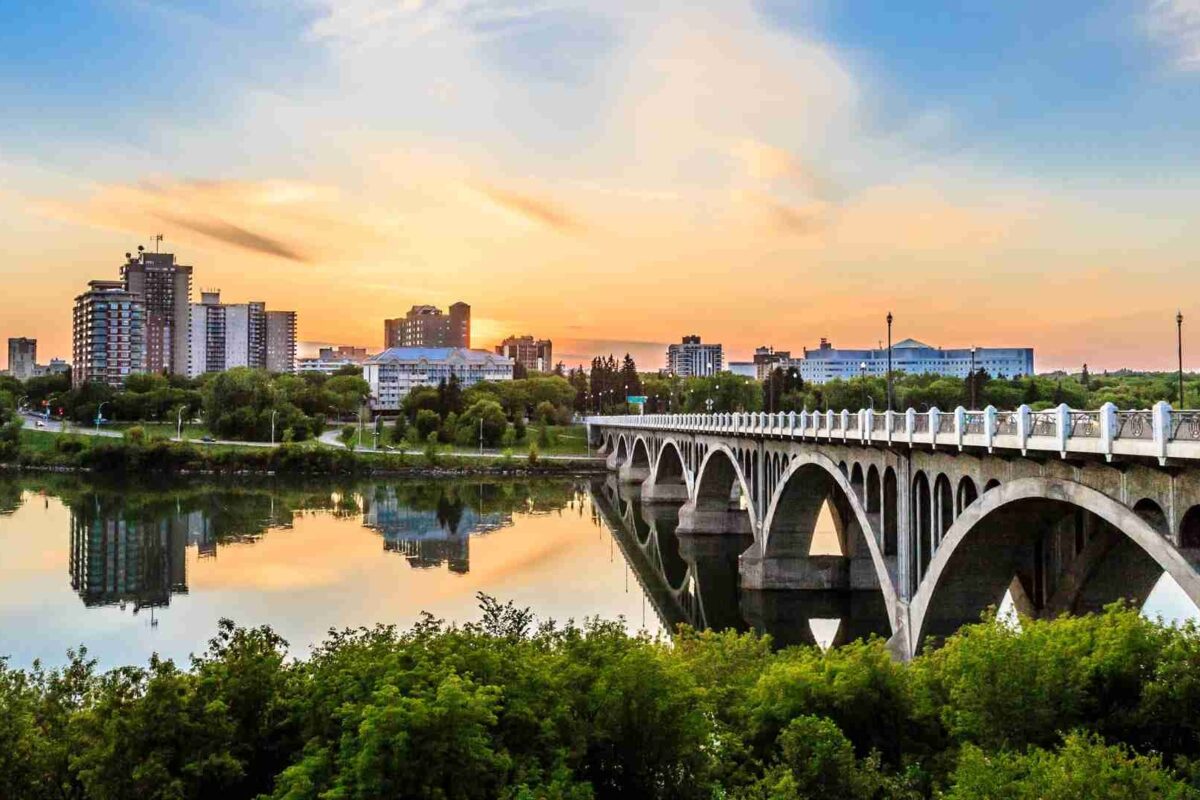 Saskatchewan Mở Đợt Nhận Hồ Sơ Định Cư Diện Nghề Nghiệp